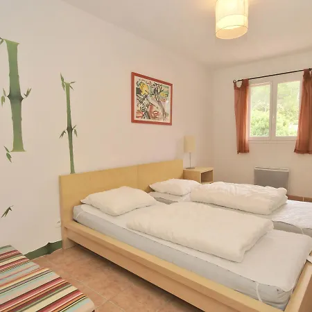 Villa Beautiful In De Vaucluse With Garden *